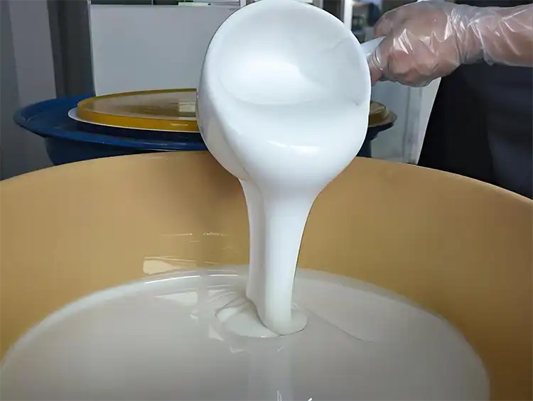 Silicone líquido (LSR)